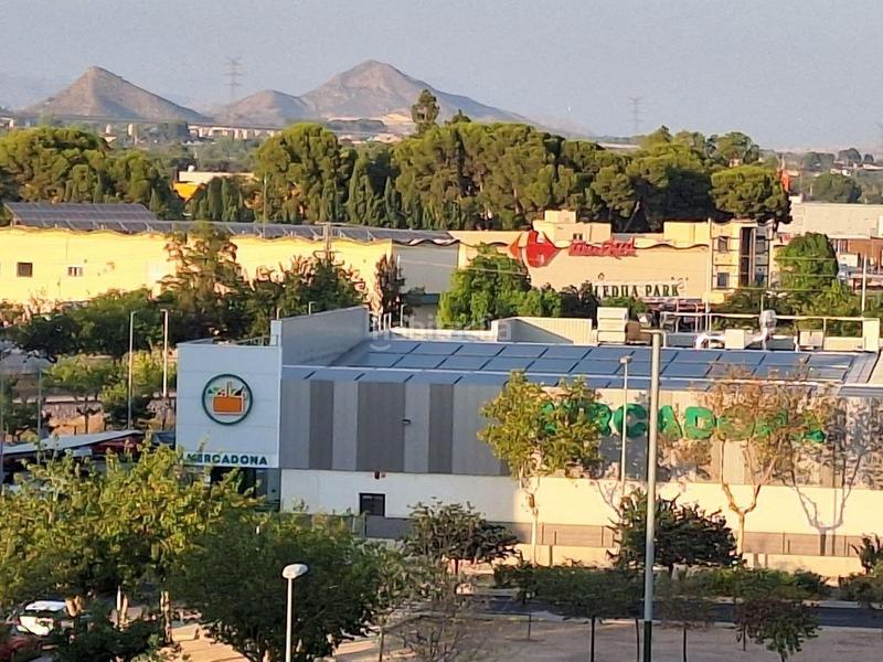 Foto cce19b5b-f12c-4da2-a300-ad89d750ee86. Édifice dans Novelda