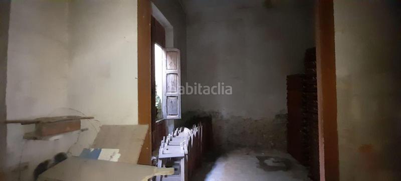 Foto 12c55f80-684b-4b05-9511-1341e5bb10fc. Casa  en esquina en avenida en Novelda