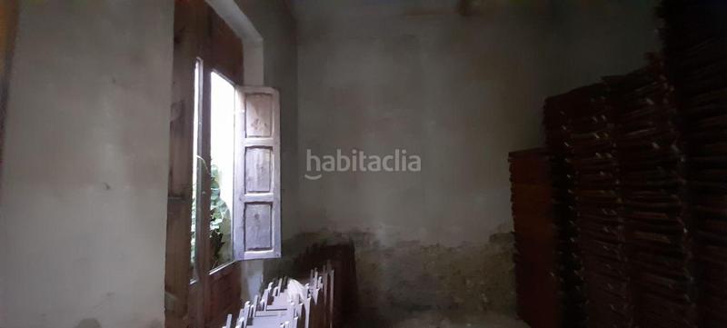 Foto 1403d6ca-6266-427d-9273-b57ab570f09a. Casa  en esquina en avenida en Novelda