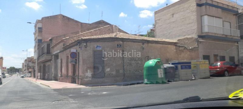 Foto 17833181-3548-4d21-9536-6a3c3fdf6f72. Casa  en esquina en avenida en Novelda