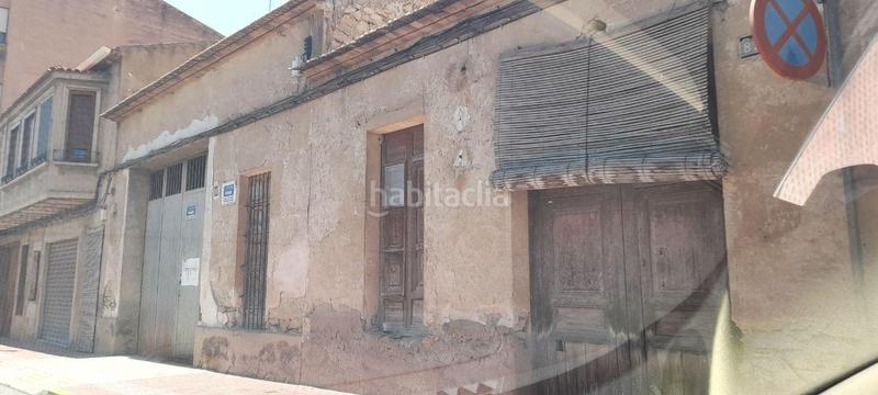 Foto 443ef404-c47f-4cb2-98c7-aee257b816dd. Casa  en esquina en avenida en Novelda