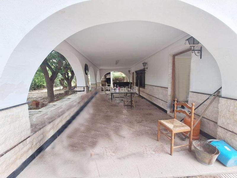 Foto afde7212-f773-492d-96dd-263a7832d4ce. Chalet  muy amplio en ledua en Novelda