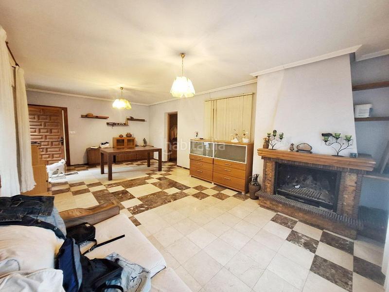 Foto fda50438-1dd8-477f-a313-8787deab1f00. Chalet  muy amplio en ledua en Novelda
