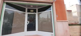 Rent Business premise in La Coca-La Nia-Vistahermosa. Local frente a parque la coca y biblioteca