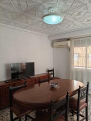 Location Appartement  Calle de antonio mora ferrández. Se alquila piso de cuatro dormitorios para estudiantes cerca de
