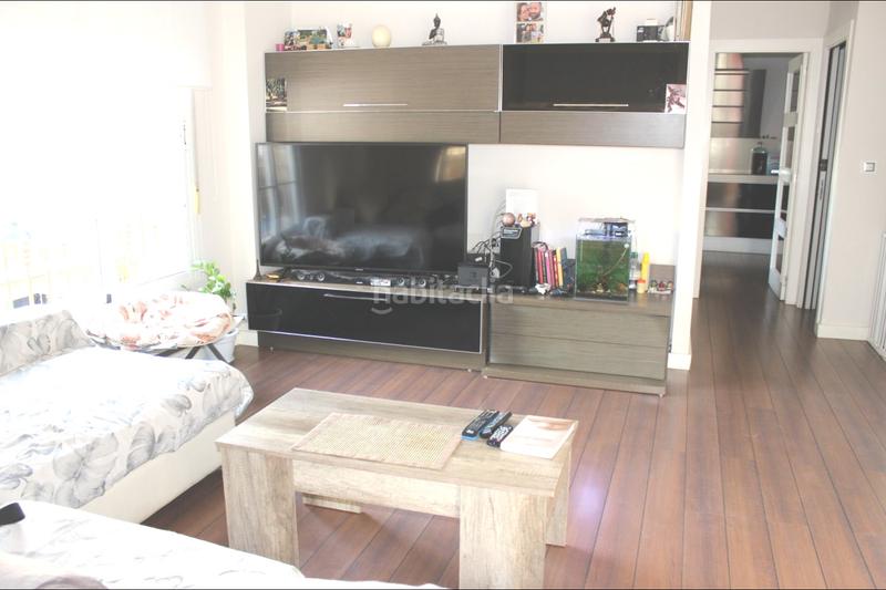 Foto 409df6ef-15a9-4328-83e9-c9273ad82b63. Casa adossada amb aparcament a El Travaló - Martínez Valero Elche / Elx