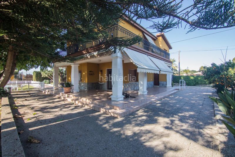 Foto af49a7f5-a4ff-4bdf-ab5c-5efc9378220b. Xalet amb piscina a Las Bayas Elche / Elx