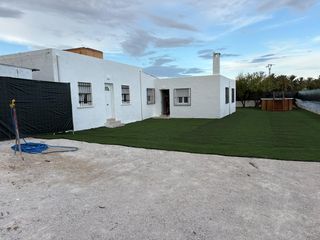 Chalet in La Algoda - Matola - Llano de San José