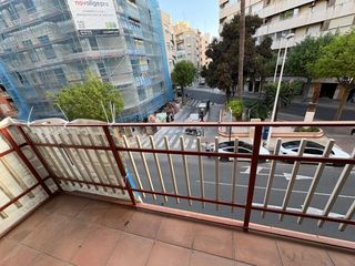 Flat in Pont Nou - Corazón de Jesús