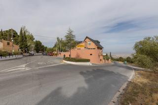 Local commercial à Cumbres Verdes. Chaletrestaurante en venta con 2000m2 de parcela en cumbres verd