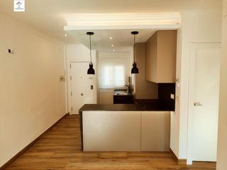 Location Appartement à Calle calle de valencia 21. Precioso piso completamente reformado