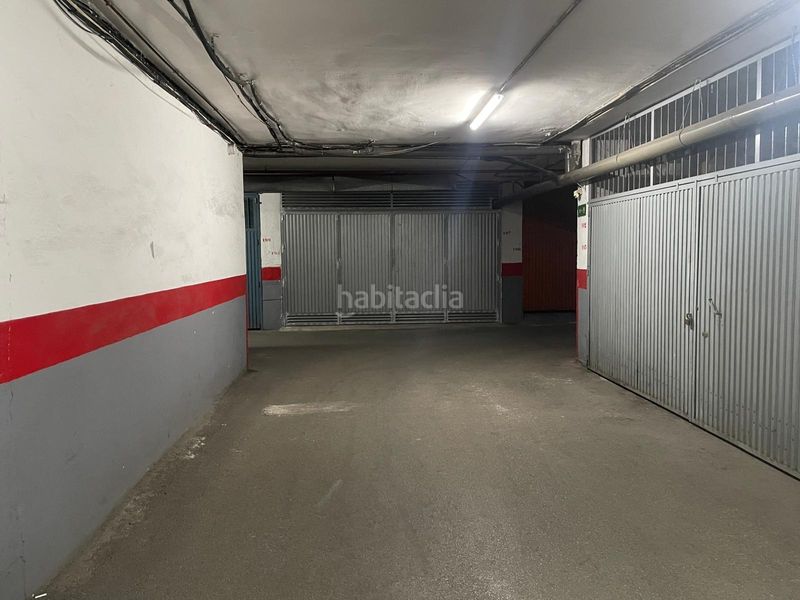 Foto bb0cf784-1558-465d-ba6e-1aa204cad8a0. Aparcament cotxe a Fígares Granada