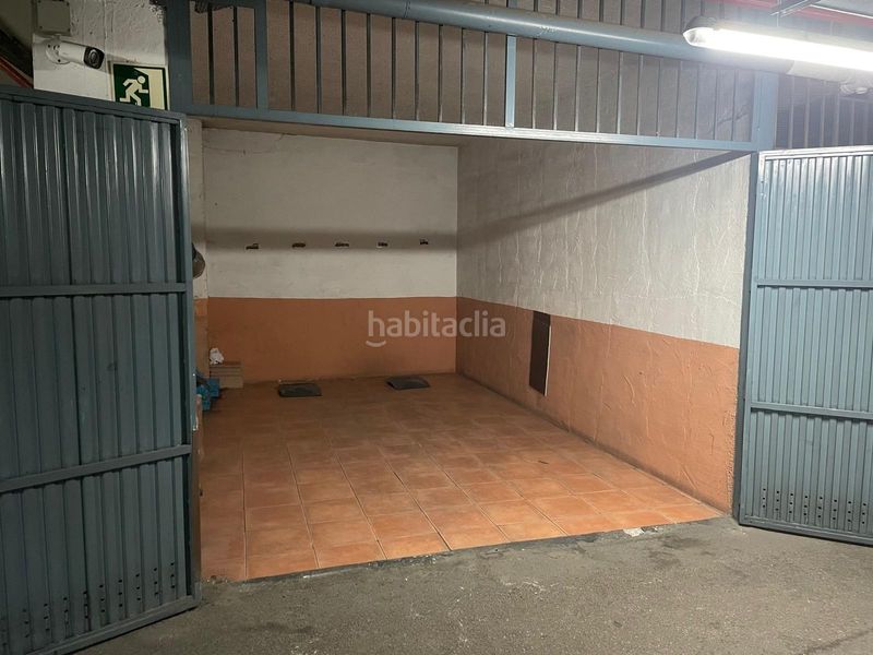 Foto bc9df748-f062-4e92-b01b-7bd4bdf43145. Aparcament cotxe a Fígares Granada
