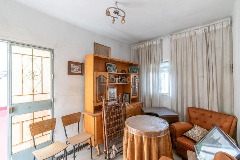 Foto 5f5d2ae2-b646-4fba-953c-bc347a3898f6. Casa  con cuevas y terreno en barranco del abogado en Granada