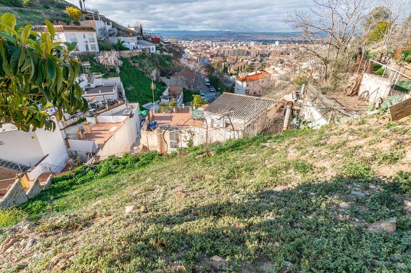 Foto 64302e93-d877-45fd-8663-083e7348aa4a. Casa  con cuevas y terreno en barranco del abogado en Granada