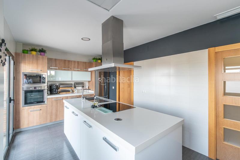 Foto 6caa3f19-9ca4-4773-aff1-df9946e84f37. Xalet amb aparcament piscina a Polideportivo Alhendín