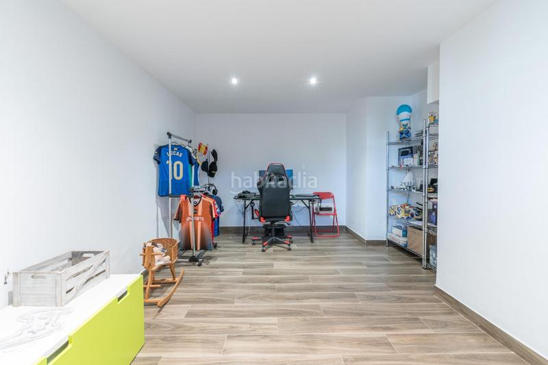 Foto f00ec451-7f56-4202-a395-1377502eea33. Xalet amb aparcament piscina a Polideportivo Alhendín