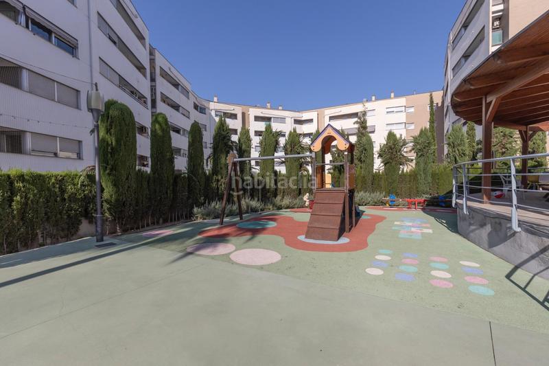 Foto c469863f-0e1e-42d9-ab52-c6dca5471420. Piso gran piso en parque almunia en Cerrillo de Maracena - Periodistas Granada