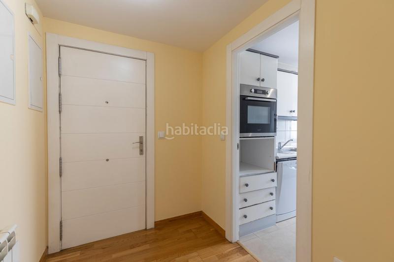 Foto d51d9e36-c66b-4243-9c1d-7455e2aa7bdf. Piso gran piso en parque almunia en Cerrillo de Maracena - Periodistas Granada