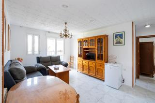 Appartement  Calle victor hugo. Amplio piso en zona cartuja, ideal para inversión o vivir en zon