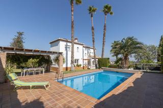 Xalet a Calle calle del lirio, 8. Precioso chalet independiente