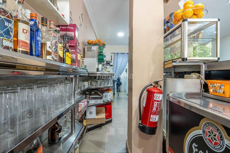 Foto 34df0feb-6d15-4505-ac17-c8a37843fff8. Locale commerciale in plaza del ángel 2 in Barrio de Zaidín Granada