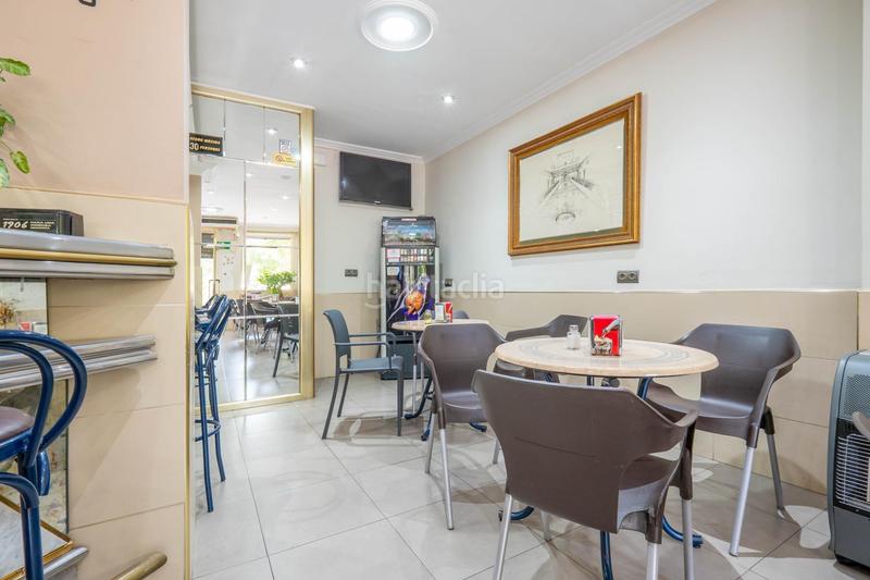 Foto 3a47467a-a940-48a0-96a7-52f3bb9fb06a. Locale commerciale in plaza del ángel 2 in Barrio de Zaidín Granada