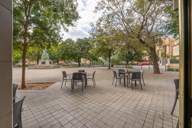 Foto 76388d1c-eac1-40a9-b295-0f979ec2fa17. Locale commerciale in plaza del ángel 2 in Barrio de Zaidín Granada