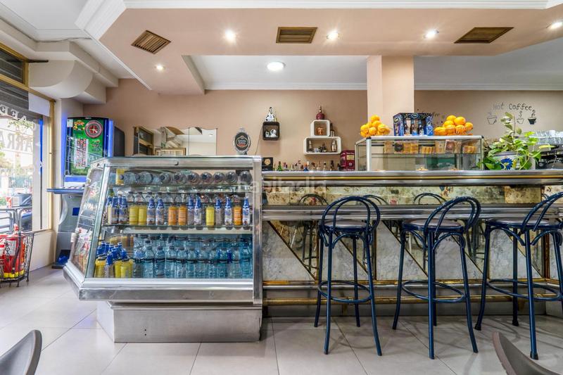 Foto 8b7a374f-f59c-4240-a0b6-f6976476df6d. Locale commerciale in plaza del ángel 2 in Barrio de Zaidín Granada