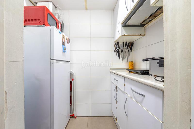 Foto 8ea2e88e-3d10-419e-ba8c-c10a089154ea. Locale commerciale in plaza del ángel 2 in Barrio de Zaidín Granada