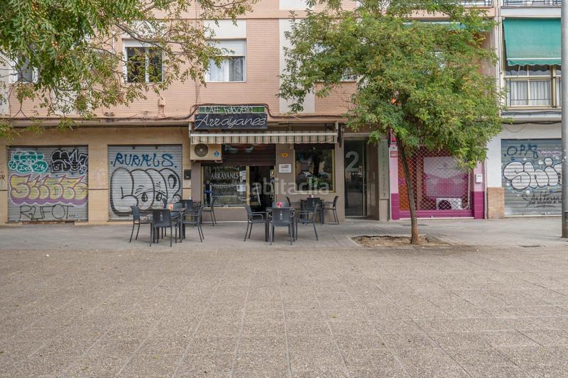 Foto 9d5d598f-adb7-4edf-b418-7c5c1f0cfcf7. Locale commerciale in plaza del ángel 2 in Barrio de Zaidín Granada