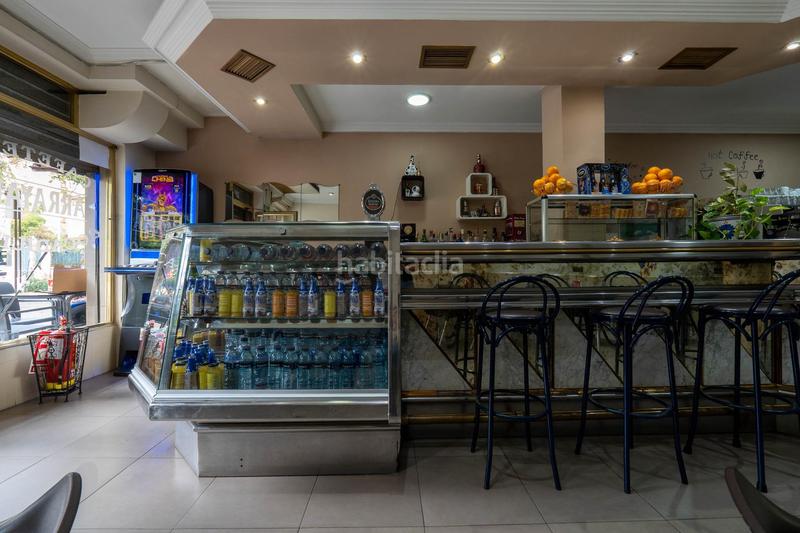 Foto d8d4e685-2699-4e35-b575-a61c48b89d03. Locale commerciale in plaza del ángel 2 in Barrio de Zaidín Granada