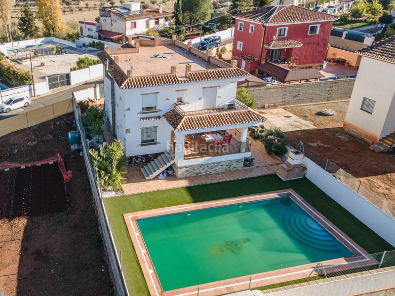 Foto 436b19fa-f467-4c2e-84d7-e1f053fdb6c5. Chalet con parcheggio piscina in Villa de Otura