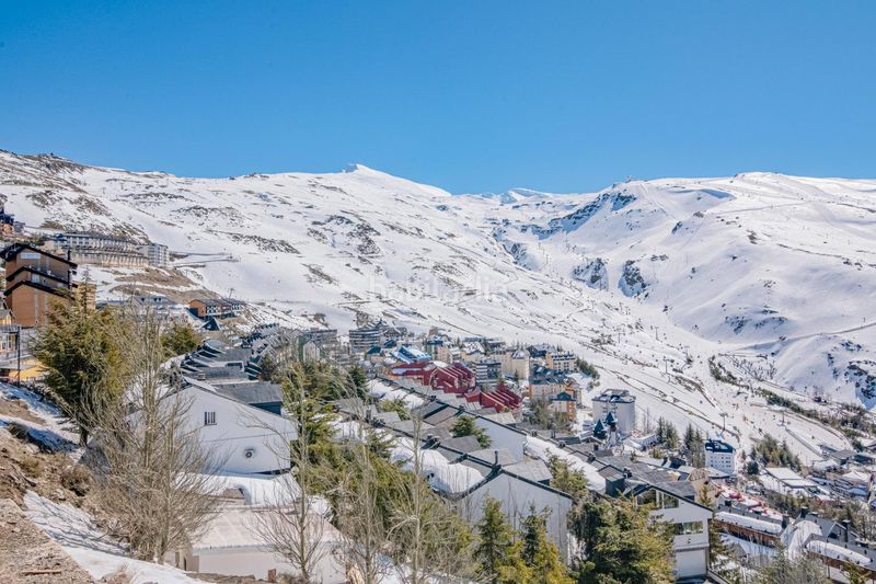 Foto 251cade4-e7ca-4da0-8588-1073ce0575d0. Pis amb aparcament piscina a Zona alta Sierra Nevada