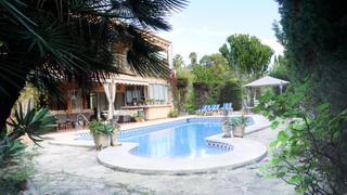 Chalet à Urbanizacion coblanca 75. Chalet en urb. privada coblanca 1500m2 parcela con piscina propi