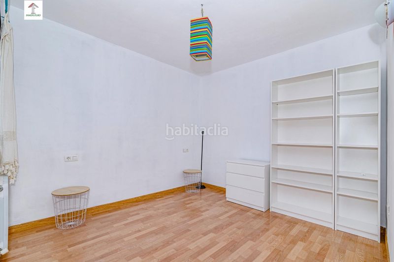 Foto 947da5ca-4062-40b7-a188-c29db62e01b5. Pis a calle castillo 5 a La Zubia Ciudad Zubia (La)