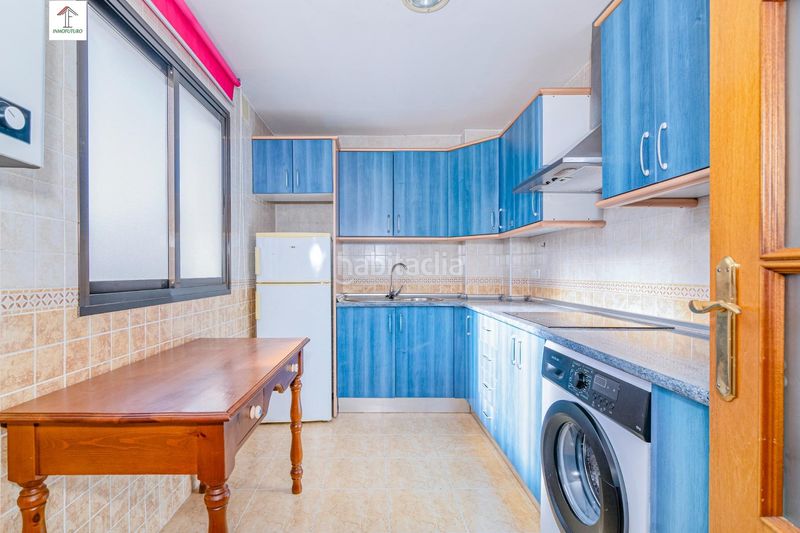 Foto b4d07ee0-80b5-43dc-a3c9-bf5f46e50494. Pis a calle castillo 5 a La Zubia Ciudad Zubia (La)