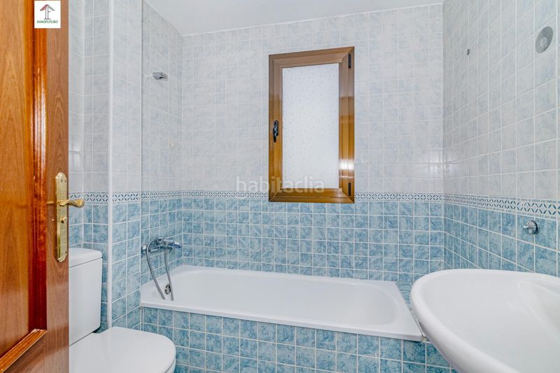 Foto b88a338c-4af8-4eac-bb9d-76851df98434. Pis a calle castillo 5 a La Zubia Ciudad Zubia (La)