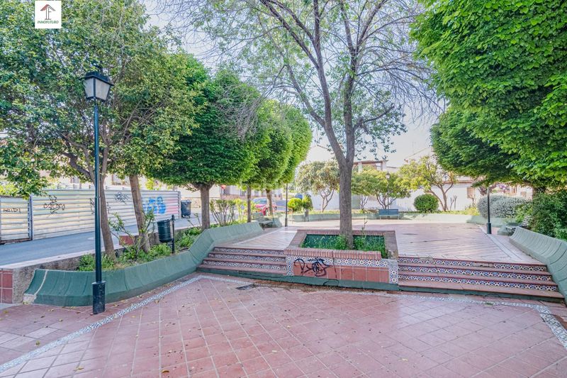 Foto c25eec73-5ee0-46e7-812f-ebeeeced6c09. Pis a calle castillo 5 a La Zubia Ciudad Zubia (La)