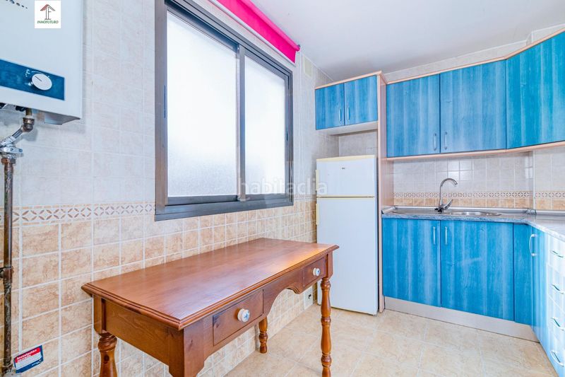 Foto dbdd48b2-3beb-492f-a271-96b422b4645c. Pis a calle castillo 5 a La Zubia Ciudad Zubia (La)