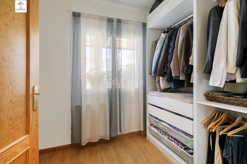 Foto e2cfb8eb-3d63-42d3-ace1-fd33061b2ab4. Àtic a calle mejorana 5 a Atarfe