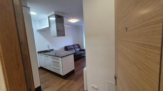Affitto Piccolo appartamento  Calle de la primavera. Apartamento de un dormitorio en tabacalera