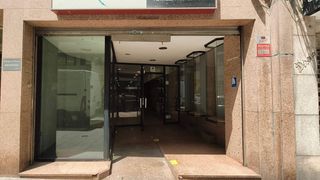 Affitto Locale commerciale  Avenida fisterra. Local comercial en alquiler en avenida finisterre