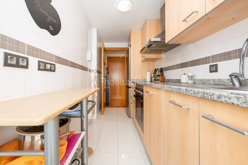 Foto abc7f821-a38d-4db8-a3a9-8d79a253415d. Apartament amb calefacció aparcament a Vioño Coruña (A)