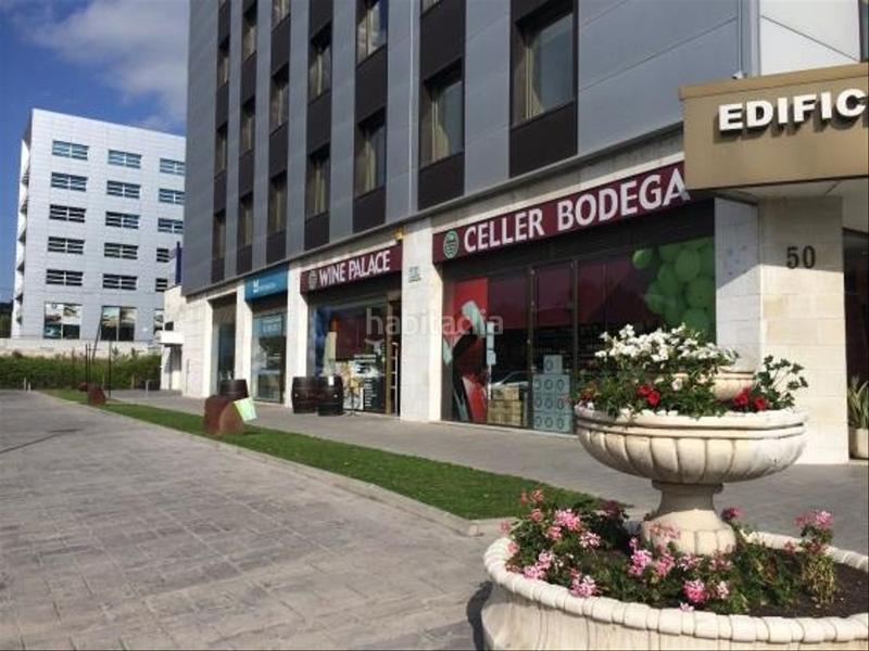 Foto 939685c2-4557-45ef-b61e-ed347fed45cb. Rent office space with heating parking in Volpelleres Sant Cugat del Vallès