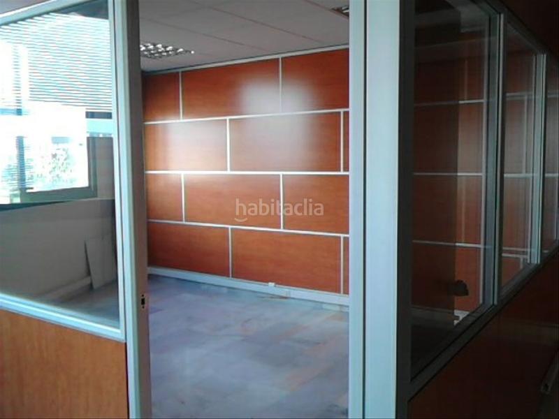 Foto 979fc4d2-f7f9-406b-98c7-745b8f99d1c6. Alquiler oficina en carrer del beat oriol 1 en Mas Rampinyo - Montcada Nova - Carrerada Montcada i Reixac