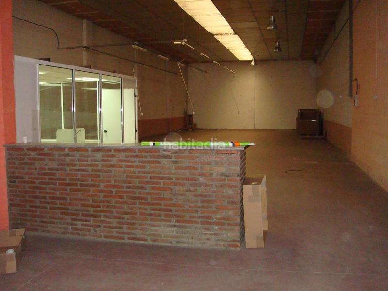 Foto c58ed668-d84a-4c4f-afd8-858cd8219a26. Affitto capannone industriale in n/a in Santa Perpètua de Mogoda