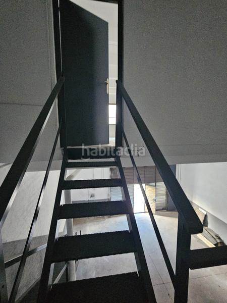 Foto 0f39584f-a249-45f0-b329-d002174791b0. Alquiler nave industrial bien comunicada en Can Roses Rubí