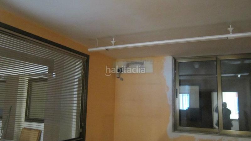 Foto c05972b8-2c6a-4dbe-ba3e-bb215090a4e9. Location bâtiment à usage industriel dans carretera de sabadell 38 dans Rubí