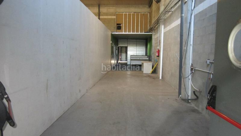 Foto c7b5f479-da27-4f30-83ab-cce1295a9fd9. Location bâtiment à usage industriel dans carretera de sabadell 38 dans Rubí